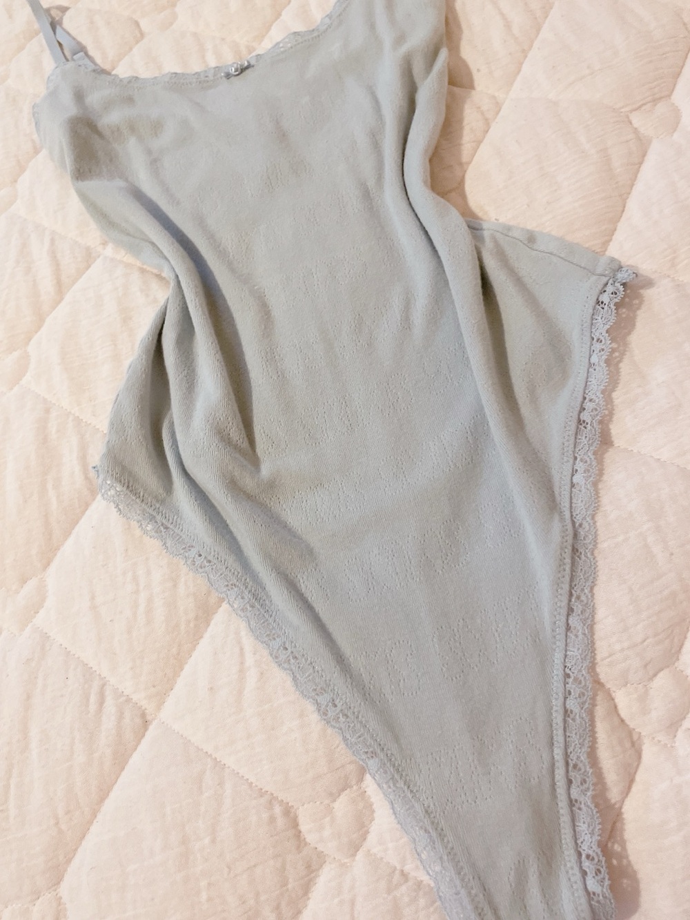 ྀིྀིྀིྀིྀི skims soft lounge lace logo pointelle bodysuit in light blue - Picture 3 of 7